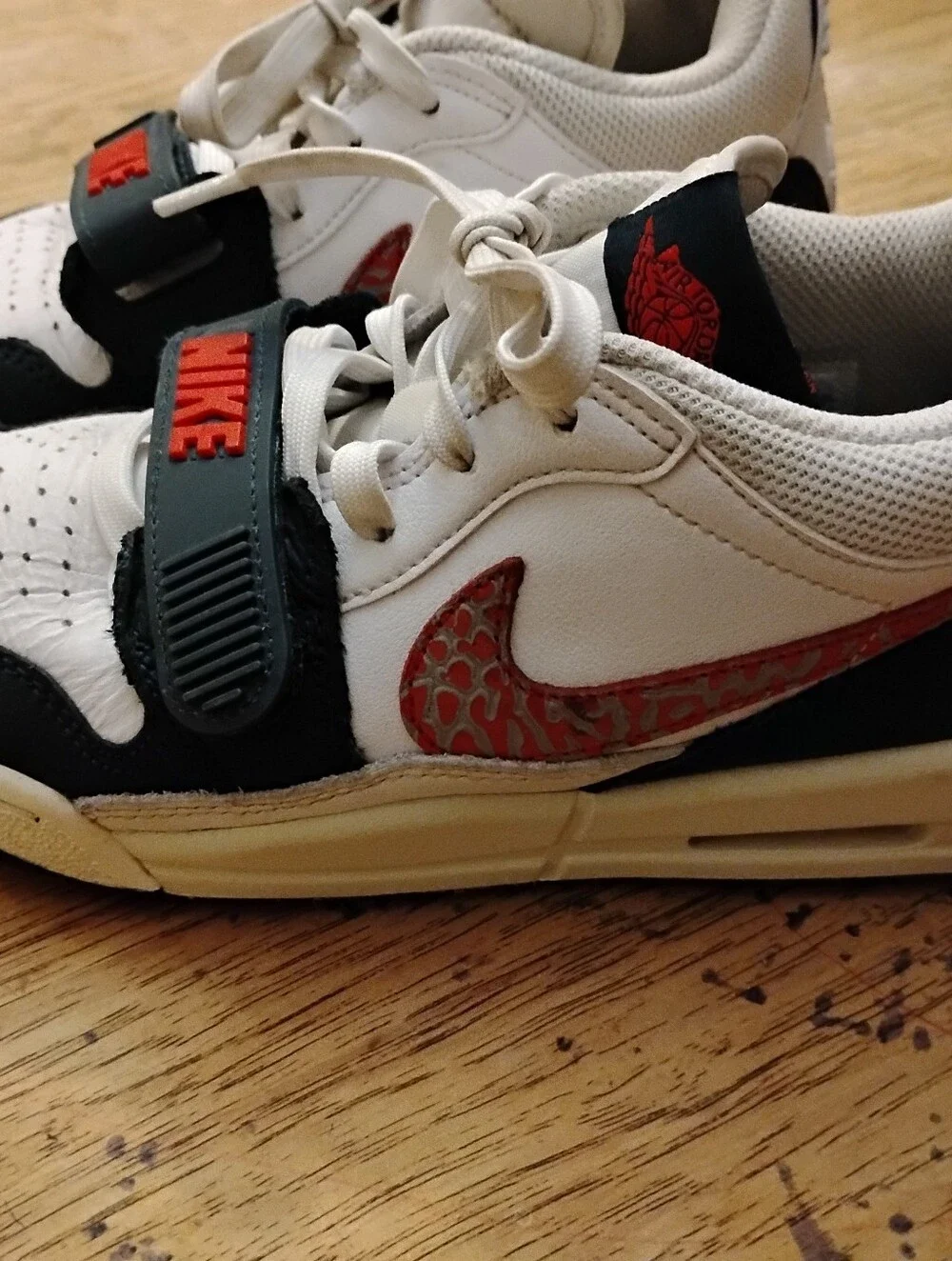 Nike Kids Low-Top Sneakers in White, Black and Red Accent